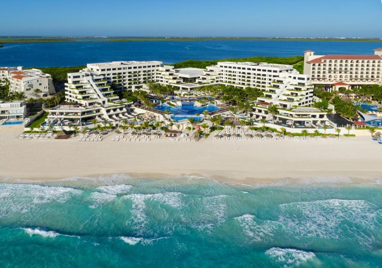 Grand Oasis Sens - All-Inclusive Adults Only Cancún Esterno foto Aerial view of the resort