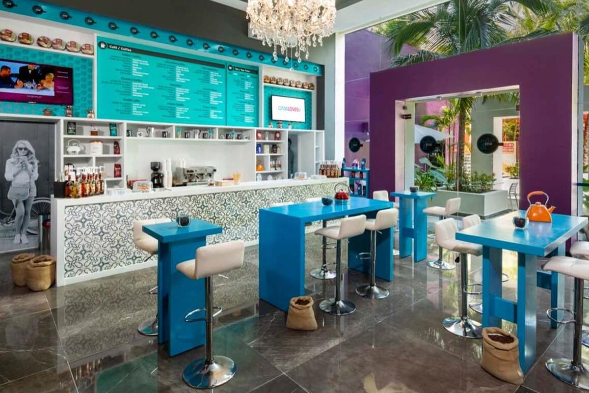 Grand Oasis Sens - All-Inclusive Adults Only Cancún Esterno foto The interior of a typical café