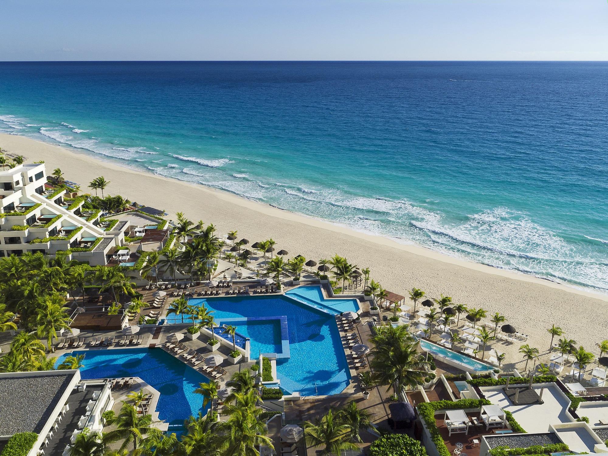 Grand Oasis Sens - All-Inclusive Adults Only Cancún Esterno foto Aerial view of the resort
